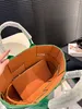 10A Дизайнерская сумка Andiamo Arco Плетеная кожаная большая сумка Модная сумка для покупок Восток-Запад Роскошная сумка 2024 Новая дизайнерская женская сумка высшего качества Зеленая сумка с попугаем