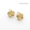 Van Four Leaf Clover Boucles d'oreilles Cleef Charm Stud Boucles d'oreilles Designer pour femmes Bijoux de luxe Orecchini VC Threeflowers Trois boucles d'oreilles à quatre feuilles fleurs or c