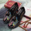 Old Beijing Cloth Shoes Embroidery Flower Social Guy Male MoccasinGommino Student Casual Fashion National Chinese Style 240307