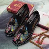 Old Beijing Cloth Buty haft haftowy facet towarzyski mężczyzna Moccasingomino Student Casual Fashion National Chinese Style 240307