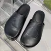 designer tryckt hästbit Baotou platta sandaler brev tofflor lyx modemärke kvinnor sandaler riktiga läder flip flop casual skor män sneakers stövlar