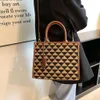 Luxury Bag Store Sale Ny Womens 2024 Autumn Fashion Lingge Handheld Tote Advanced Color Contrast Commuter Crossbody