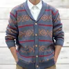 Pulls pour hommes Vintage Jacquard tricoté Cardigan manteaux automne mâle à manches longues pull chaud vestes hommes vêtements boutonné col en V pull
