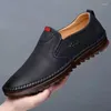 Sapatos casuais clássicos masculinos de couro genuíno respirável macio apartamentos mocassins mocassins zíper condução masculino