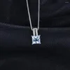 Colgantes JewelryPalace Collar con colgante de plata de ley 925 con topacio azul de corte princesa de 1,2 quilates para mujer sin cadena