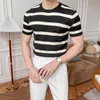 T-shirts pour hommes T-shirt d'été Stripe Polyvalent Mode Hommes Casual Slim Manches courtes Pull tricoté O-Cou Tops A07