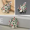 Broches de joyeux noël, mignonnes chaussettes de traîneau, arbre de père noël, élan, cloches de sorcière, Badges, broche de pomme