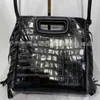 M família nova moda versátil cabeça camada de couro incrustado diamante crocodilo padrão feminino casual bolsa ombro 240115