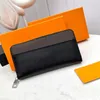 2024 Luxury Designer Bag Tail Single with Striked Leather Feeling Strong Fashion Versatile Card Bag Zero Wallet Double-colored