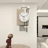 Orologi da parete Design a batteria Appesi Moderni Luce Lusso Soggiorno Vintage Reloj Pared Decorativo Decorazione della casa