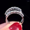 Pierścienie klastra czyste 0,7ct moissanite Row Row Pierścień S925 srebrny w 18 -karatowej białej złotej najwyższej jakości diament dla kobiet