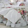 Koreański styl beżowy zestaw pościeli ślubnej w 100% bawełna 4PCS luksusowy druk róży koronkowe marszczenia kołdra kołdra bedspread bed211r