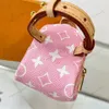 23 Luxurys Designers Wallets Mini Bracelet Bags Flower Bag Genuine Leather Ladies Travel Wallet Coin Purse Hardware Zipper Party P303l