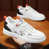 Sneakers sport casual heren lichtgewicht pu lederen ademende schoenhoens flat witte tenit man man wandelen Desinger schoenen buiten wandelende mannen nr. H82 950 s 848