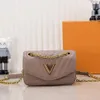 Qualité miroir New Wave Sac à bandoulière Femmes Designer Mini Crossbody Chaînes Sac Téléphone Sac Mode Luxe Sac à main en forme de V en cuir matelassé Mini sac à bandoulière portefeuille