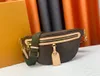 Luxurys Bum Bag Högkvalitativ midja påsar Designer Väskor Crossbody Bag Fanny Pack Women Handväska Kvinna Män läder axelväska Messenger Handväskor Lady Bag Belt Bag 43644