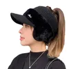 Ball Caps Winter Hüte für Frauen 2024 Mode Warme Ohrenklappen Gestrickte Hut Baseball Outdoor Sport Winddicht Visier