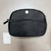 Handväska Gym Bag Designer Woman Go Getter Pouch Storage Mini Yoga Bag Högkvalitativ kosmetisk väska Fashion Casual väskor Vattentät makeup man kvinnor väskor reser bärbar