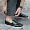 Scarpe casual Lunghezza suola 29CM Abito 2024 S / S Mocassini in pelle stile street britannico per uomo Abito causale quotidiano di alta qualità piatto