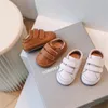 Baby Shoes Leather Toddler Kids Shoes Barefoot White Soft Sole Girls Outdoor Tennis Fashion Little Boys Sneakers 240220