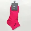 2024 Designer-Damensocken Fünf Paar Luxe Sports Winter Brief GedrucktSock Stickerei Baumwolle 9EG4