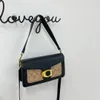 Kadın Moda Çantası Tasarımcı Çanta Omuz Torbaları Cüzdan C Mektup Klasik Baskı Clamshell Vintage Tote Çanta Lüks Gündelik Handheld Crossbody Bag