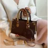 Women designers On The Go East West wallet PM weekend Reverse Canvas Tote Bag with Round Coin Wallet Designer Luxury Handbag Shoulder Bags