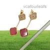 Van Four Leaf Clover Earrings Cleef Luxury Stud Earrings Designer Love Earring Clef Jewelry Gift Party Clover Screw Wedding Par Par Fashion Mycket bra 00523863597