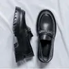 Casual mannen vintage modeketen 84 schoenen streetwear dikke zool lederen slip-on loafers mannelijk woon-werk trouwjurk 220 909 5