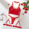 Soutien-gorge Ensembles Ellolace Cuir Fetish Lingerie avec chaîne Exotique Sexy Bilizna Set Halter Bra Kit Push Up Latex Rouge Sensuel Intime