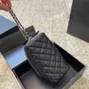 Sac de créateur de luxe de haute qualité, sac à main de styliste en cuir véritable, sac de maquillage de tempérament de mode, grande capacité, pochette à fermeture éclair avec fil à carreaux en diamant