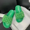 Designer mulheres verão piscina pão chinelo sliders praia luxo cha preto sapato branco caminhada mocassim plana plataforma de viagem sapatos menina sandália de couro slide senhora mule