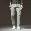 Pantalones de hombre Primavera Slim Casual Algodón elástico Suave Transpirable Moda Coreana Pantalones de trabajo de negocios Negro Caqui Verde