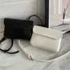 2024 para mujer hombre bolso de diseñador bolsas de mensajero bolso de mano bolso de cuero real baguette bolso de hombro espejo calidad cuadrado crossbody moda 32aa