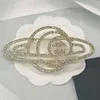 Spilla con alfabeto di marca di lusso in 20 stili Spilla con pentagramma di design Fascino femminile Regalo di nozze Accessori di gioielli Alta qualità