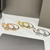 messis jewlery aretes diseñador messikas para mujer joyería Xika Big Circle C en forma de aretes de estilo simple y moderno Diseño pequeño y popular Chapado en oro de 18 k E