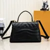 Mirror quality New Wave Shoulder Bag Women Designer mini crossbody chains bag phone bag Fashion Luxury handbag v shaped quilted leather mini Shoulder bag wallet