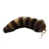 Nyckelringar DIY Keychain Decoration Soft Fluffy Faux Raccoon Tail Fur Key Ring Pendant med hummerlås för bil