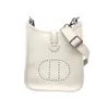 Berühmte Tasche Raffia gewebte Tasche Mini-Umhängetaschen Charm-Klappe übergroße Magnetschnalle Handtasche Umhängetasche Damen Designer Sommer Stroh Geldbörse A84