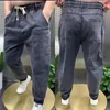 Frühlings- und Herbststil, sechs Taschen, große Jeans, lockere Herren-Jeans mit geradem Bein, vielseitig, langlebig, lässig, 240306