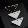 Broches de styliste simples pour hommes et femmes, broches triangulaires avec lettre P, bijoux unisexe de haute qualité avec boîte