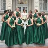 2021 Emerald Green Bridesmaid Dress Long Taffeta Wedding Party Gowns Women Halter Neck Simple Elegant Lady Guest Gowns2840