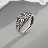 Anneaux de cluster Modèles rétro Thai Silver Couleur Bague pour femmes Femelle Coeur en forme de pierre violette Minimaliste Unique Design Bijoux Drop