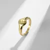 Simples aço inoxidável 18k ouro gravar flor rosa padrão anel de dedo alto polonês cauda anel bang para mulheres moda jóias