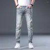 Jeans pour hommes Hip Hop Hommes Light Blue Stretch Skinny Denim Pantalon déchiré en détresse Patchwork Pantalon Casual Boys Streetwear