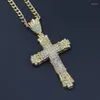 Pendentif Colliers Luxe Mens Bijoux Croix Collier Chaîne Pour Hommes En Acier Inoxydable Hip Hop Bijoux Strass Religieux