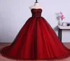 Mezuniyet için kırmızı ve siyah uzun balo elbiseleri Tül Balyoyu Dantelli Resmi Gece Elbise Elbiseler Vestido De Festa Longo Resmi OCC9823511