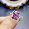 Pierścienie klastra Pierścień Aleksandryt w Sterling Srebrnym Emerald Cut 7x9mm Zamężeniu Obietnica na prezent