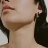 Kolczyki stadnorskie francuska moda minimalistyczny kontrastujący kolor dla kobiet z unikalnymi osobowością