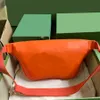 2024 Luksusowa designerska torba z paskiem przednie magnetyczne zamek zamek zamek regulowany pasek na ramię, Crossbody Premium Orange Bag